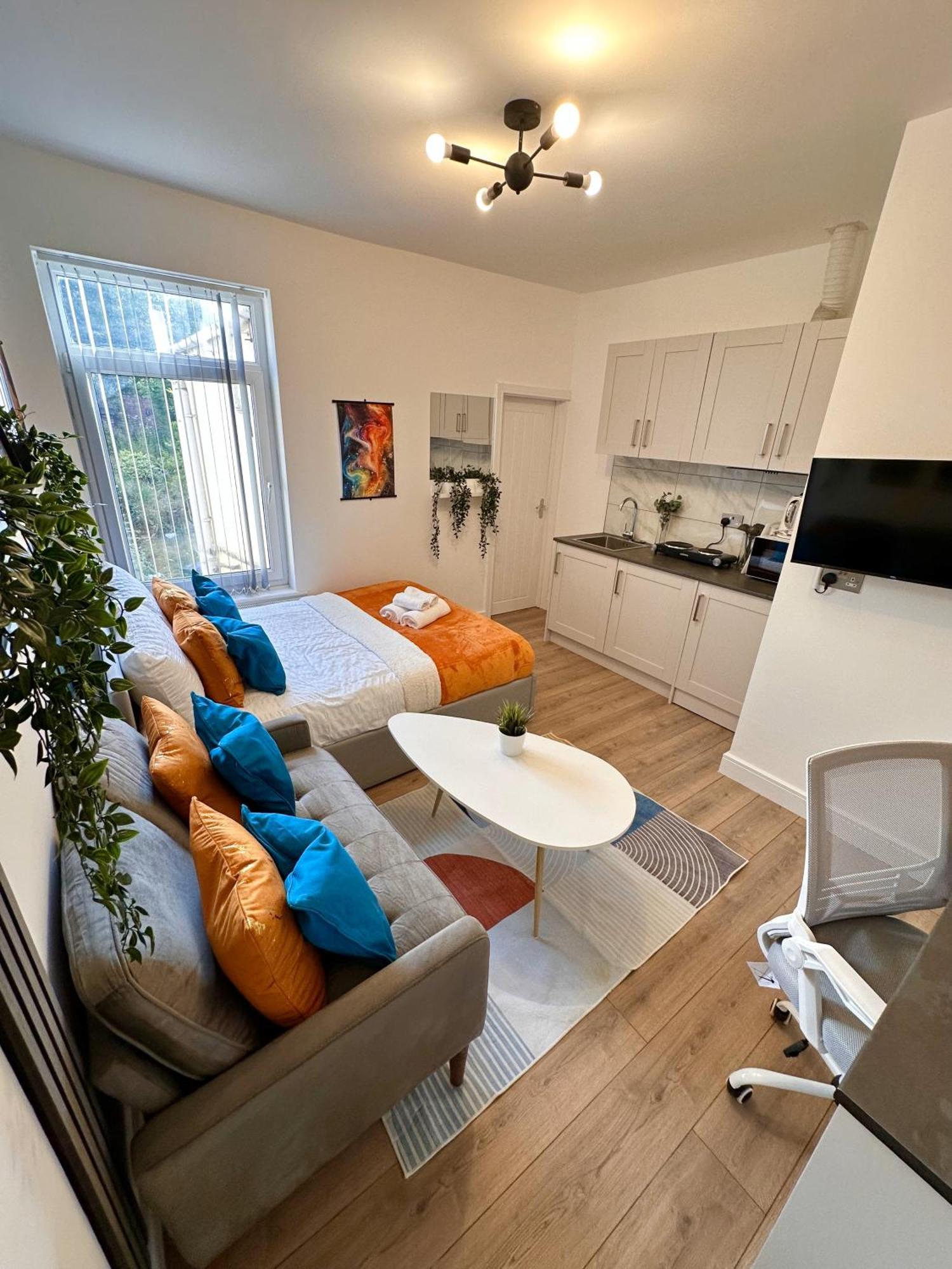 R4 Luxury Studio En-Suite Room In Harborne Lane By Queen Elizabeth Hospital Birmingham Dış mekan fotoğraf