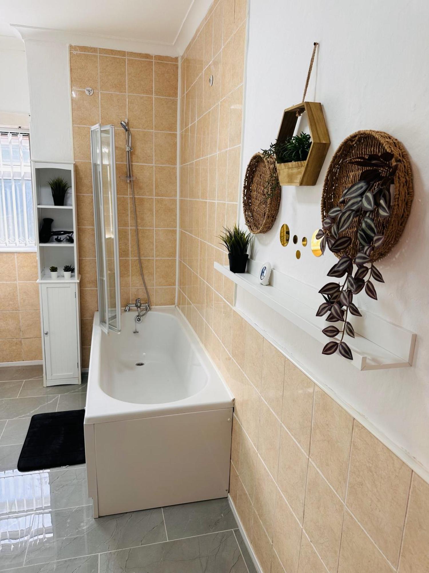 R4 Luxury Studio En-Suite Room In Harborne Lane By Queen Elizabeth Hospital Birmingham Dış mekan fotoğraf